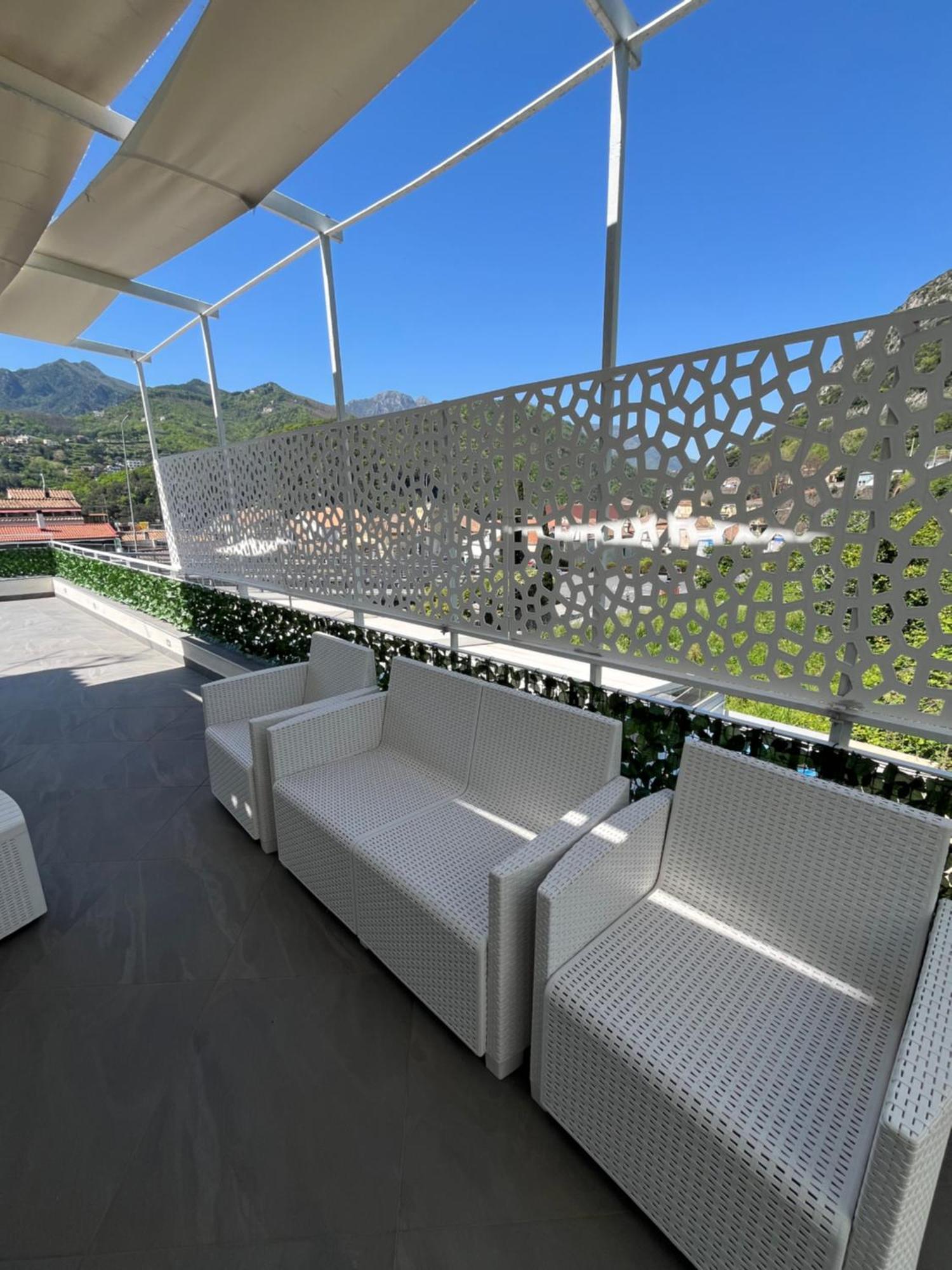Al Chiaro Di Luna Luxury Suites Amalfi Coast Vietri Buitenkant foto
