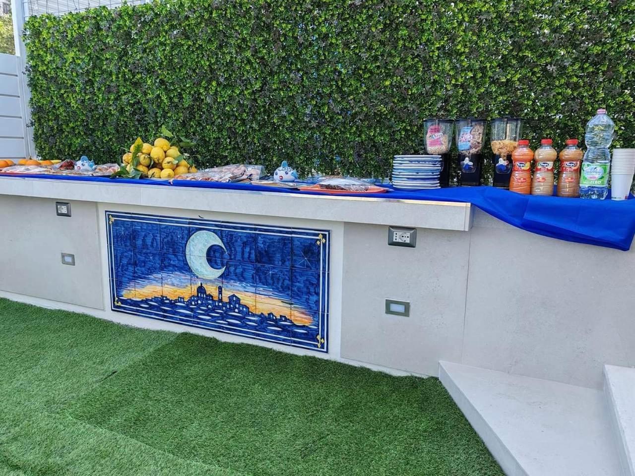 Al Chiaro Di Luna Luxury Suites Amalfi Coast Vietri Buitenkant foto